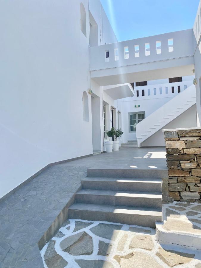 فندق فيكاس هوتل Naxos City المظهر الخارجي الصورة
