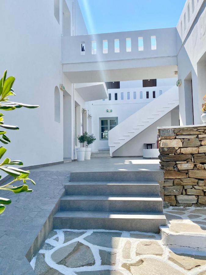 فندق فيكاس هوتل Naxos City المظهر الخارجي الصورة
